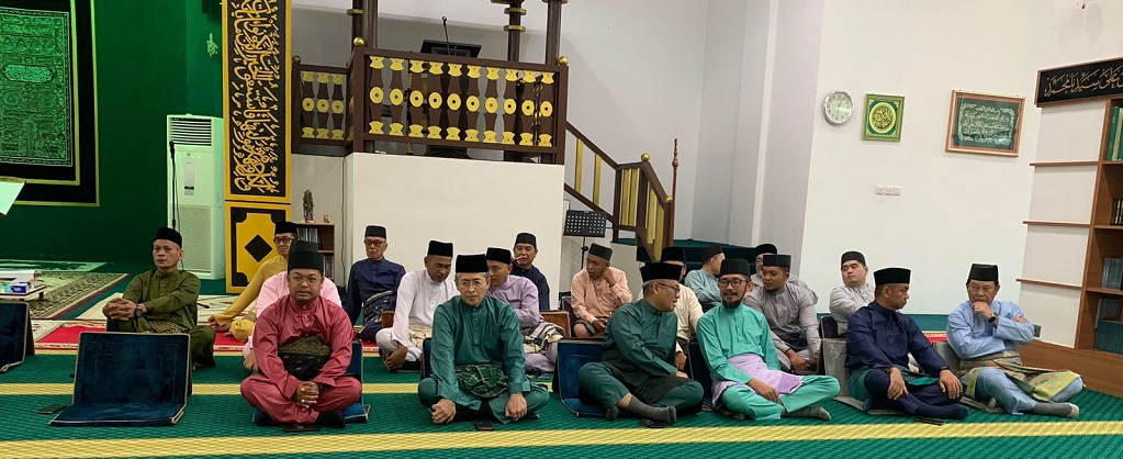 MAJLIS IFTAR DAN PENYAMPAIAN AGIHAN ZAKAT WANG TUNAI KEPADA ASNAF FAKIR MISKIN DAN MUALLAF MENJELANG HARI RAYA TAHUN 1445H/2024M